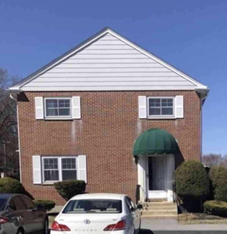 Condo For Rent - 56 Emerson Gardens #56<br/> Lexington, MA 02420