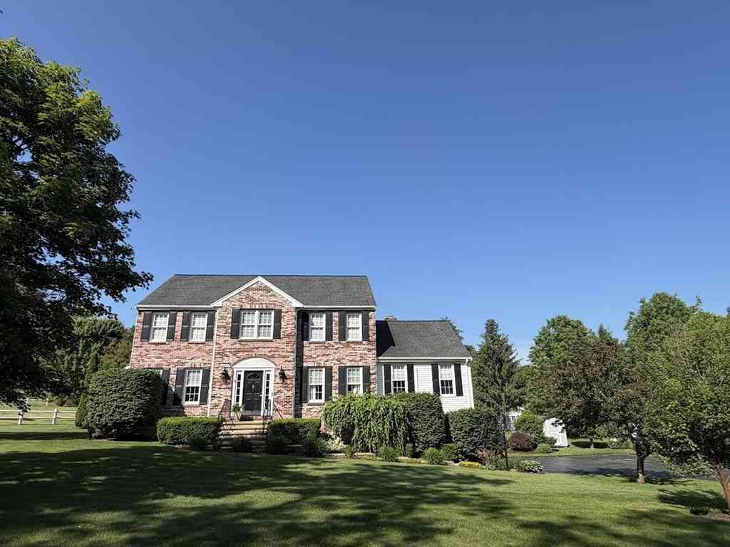 Homes For Sale - 1 Brenton Wood Road<br/> Hudson, MA 01749