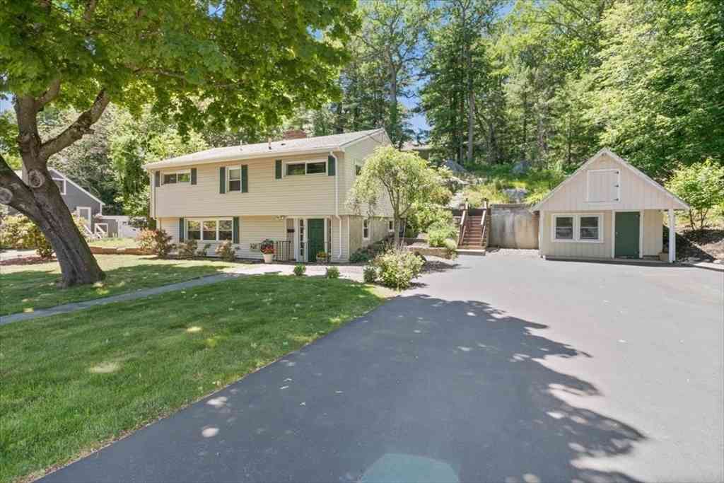Homes For Sale - 38 Brimbal Ave<br/> Beverly, MA 01915