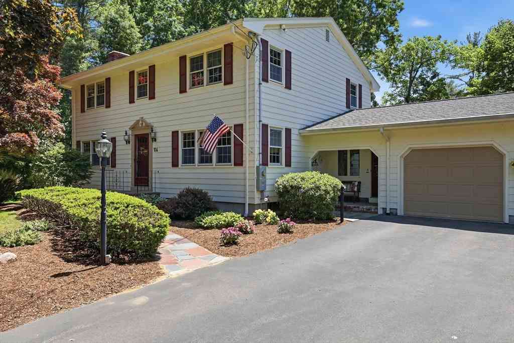 Homes For Sale - 104 Jackson Dr<br/> Raynham, MA 02767