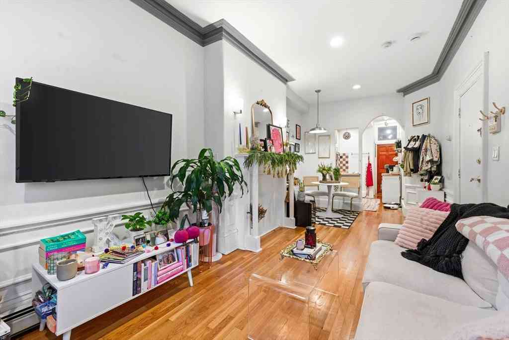 Condo For Rent - 3 Saint Charles St #2<br/> Boston, MA 02116