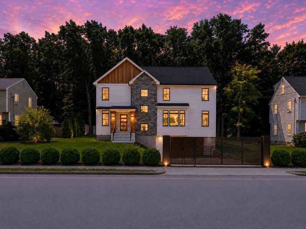 Homes For Sale - 135 Hartman Road<br/> Newton, MA 02459