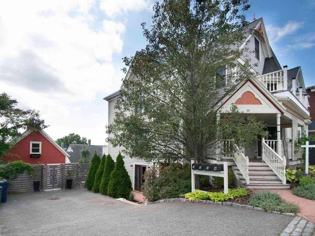 Condo For Rent - 10 Symmes #1<br/> Boston, MA 02131
