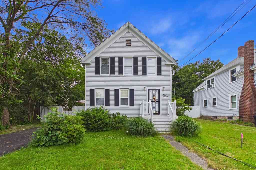Homes For Sale - 887 Shawmut Ave<br/> New Bedford, MA 02746