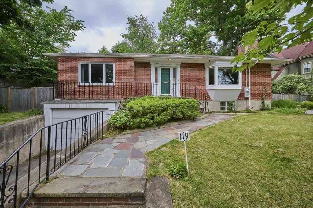 Homes For Sale - 119 Rawson Rd<br/> Brookline, MA 02445