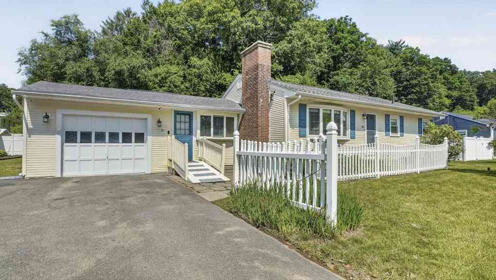 Homes For Sale - 31 Shaker Rd<br/> Westfield, MA 01085