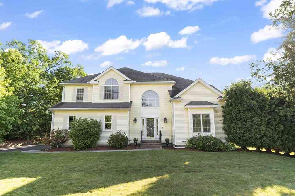 Homes For Sale - 7 Muir Way<br/> Marlborough, MA 01752