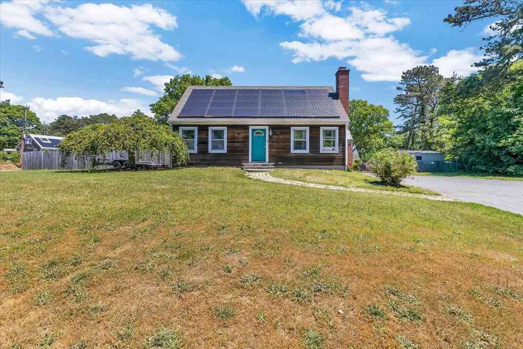 Homes For Sale - 1 Jody Ln<br/> Sandwich, MA 02644