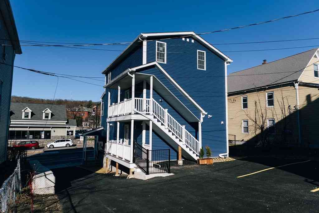 Multifamily For Rent - 361 Shrewsbury St<br/> Worcester, MA 01604