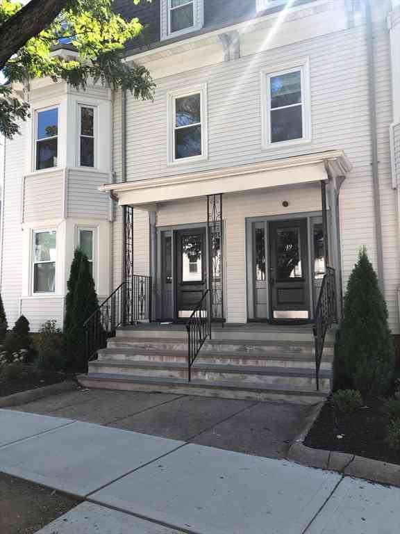 Apartment For Rent - 51 College Ave. #3<br/> Somerville, MA 02144