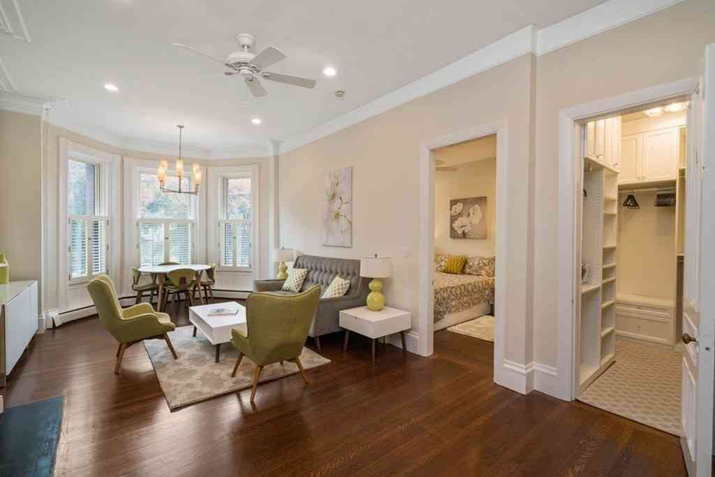 Condo For Rent - 320 Commonwealth Ave #21<br/> Boston, MA 02115