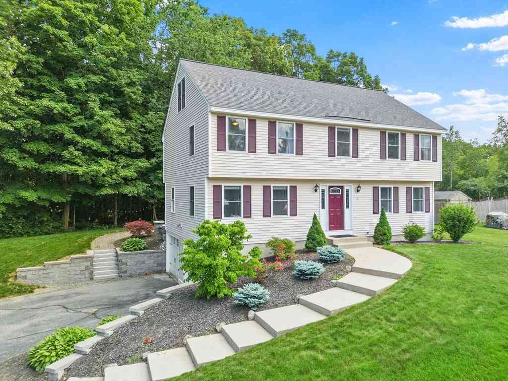 Homes For Sale - 3 Suncook Drive<br/> Pepperell, MA 01463