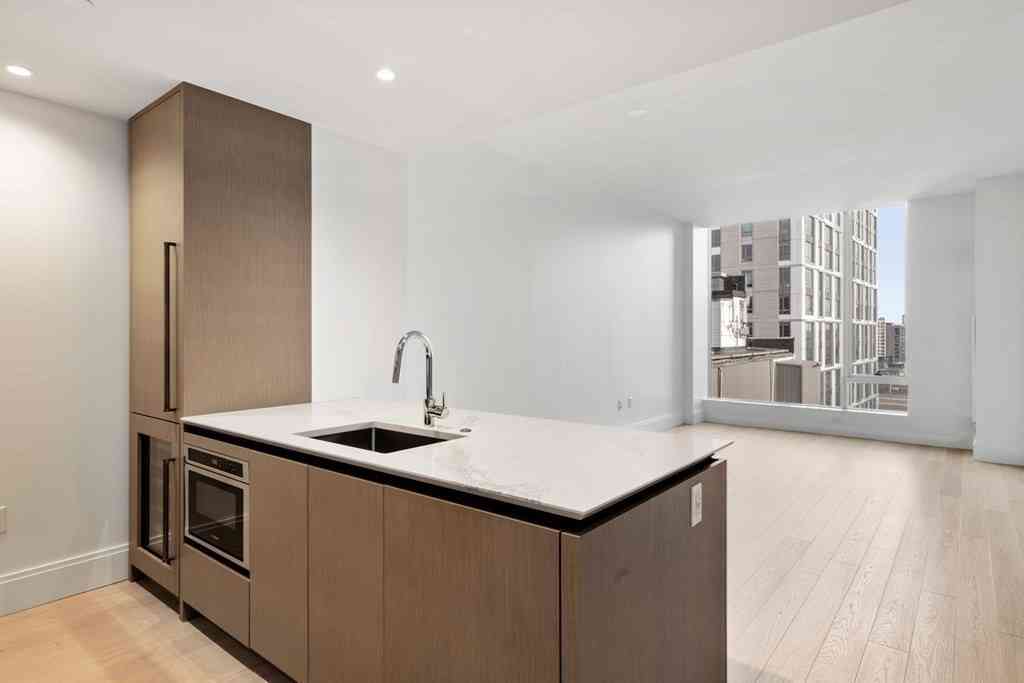 Condo For Rent - 380 Harrison Avenue #1127<br/> Boston, MA 02118