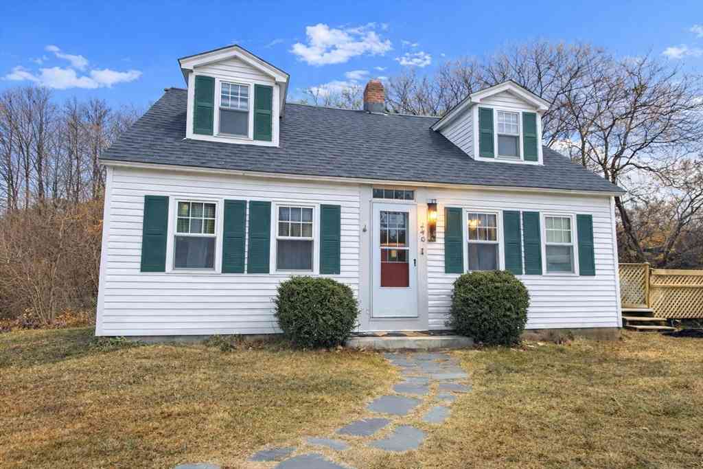 Homes For Sale - 240 South St<br/> Douglas, MA 01516