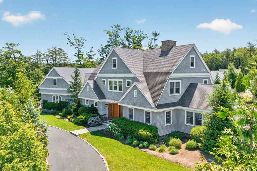 Homes For Sale - 15 Ice House Road<br/> Duxbury, MA 02332