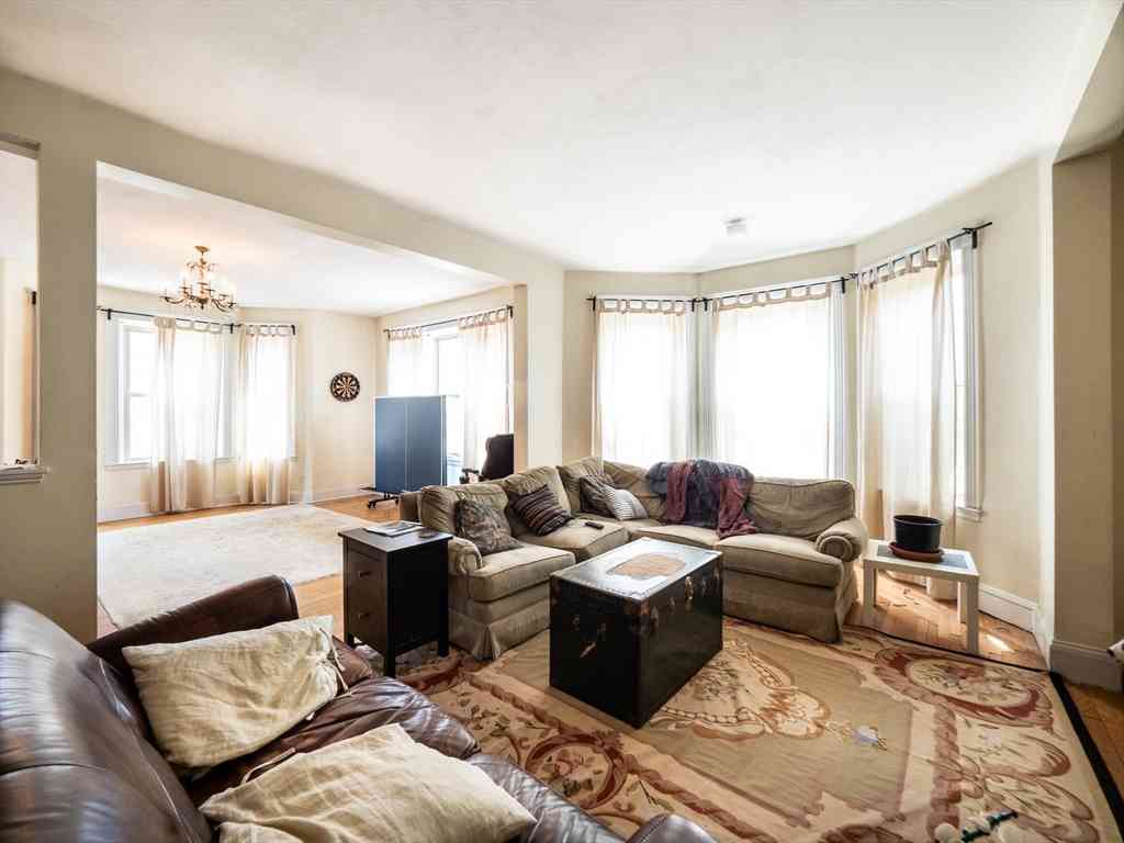 Apartment For Rent - 481 Boylston Street #1<br/> Brookline, MA 02445