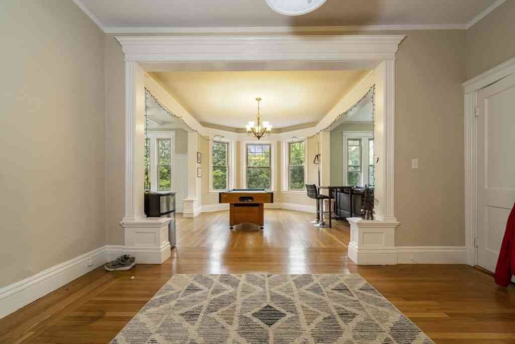 Apartment For Rent - 481 Boylston Street #3<br/> Brookline, MA 02445