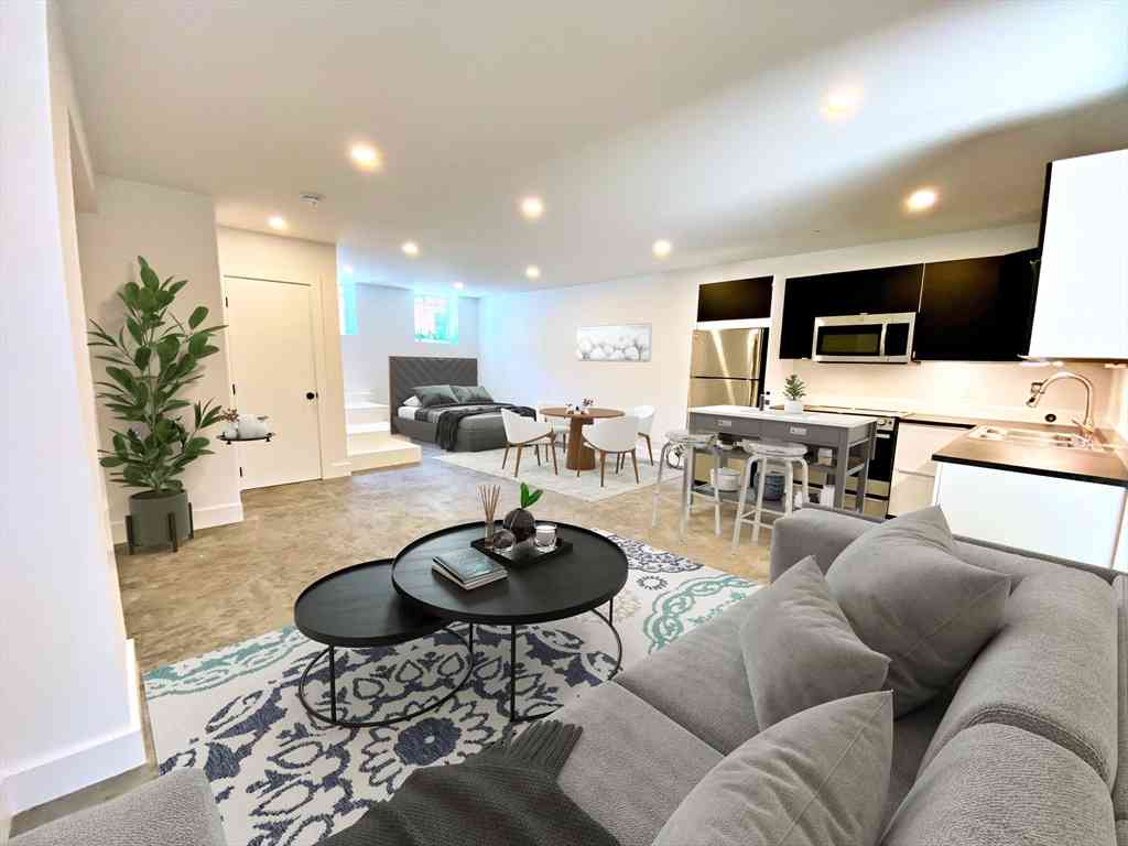 Apartment For Rent - 406 Sumner St #1<br/> Boston, MA 02128