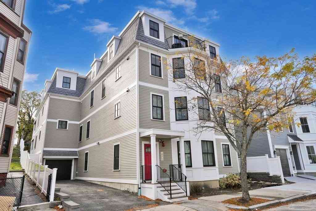 Condo For Rent - 213 E Eagle St #3<br/> Boston, MA 02128