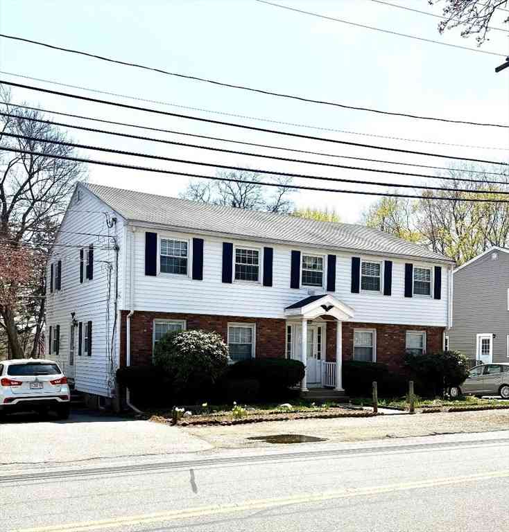 Apartment For Rent - 124 Salem St #A<br/> Wakefield, MA 01880