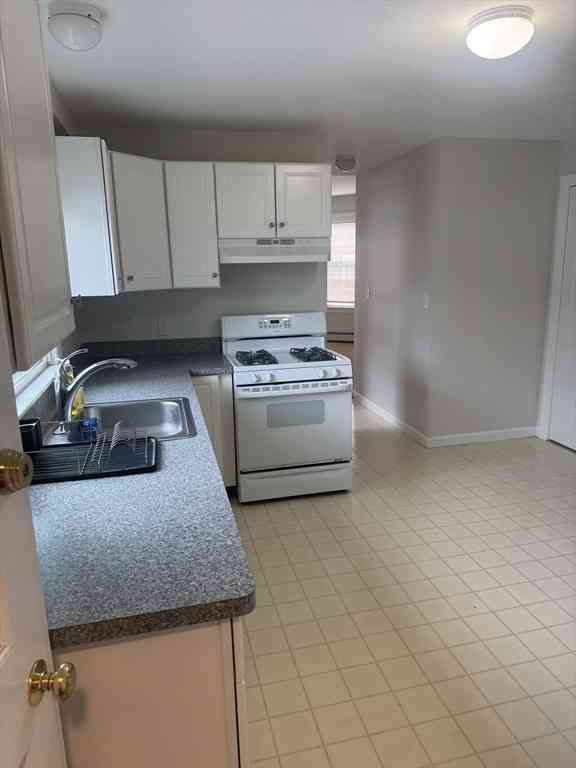 Apartment For Rent - 44 Spring #3<br/> Malden, MA 02148