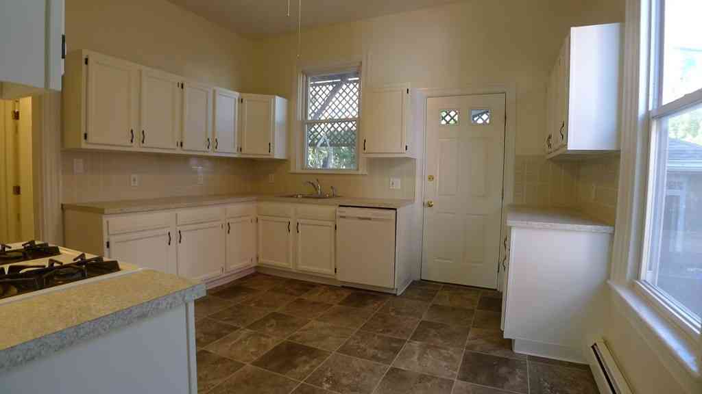 Apartment For Rent - 11 Grant St. #1<br/> Boston, MA 02125