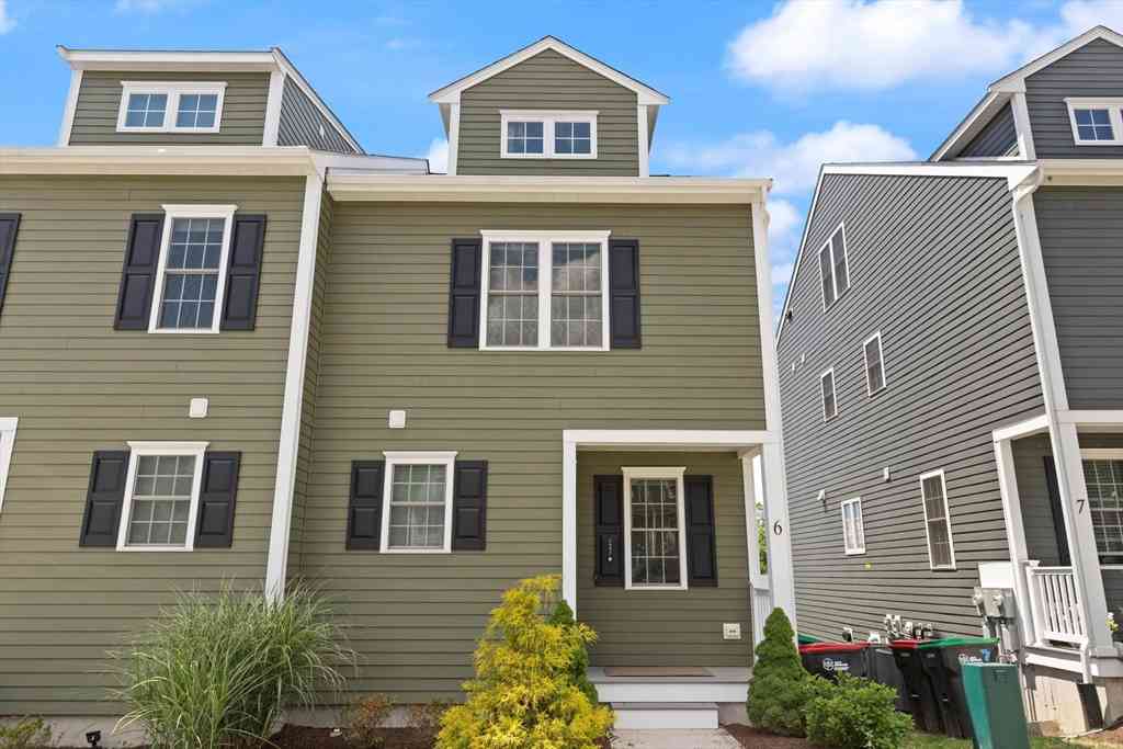 Homes For Rent - 7 Hill St #6<br/> Norfolk, MA 02056