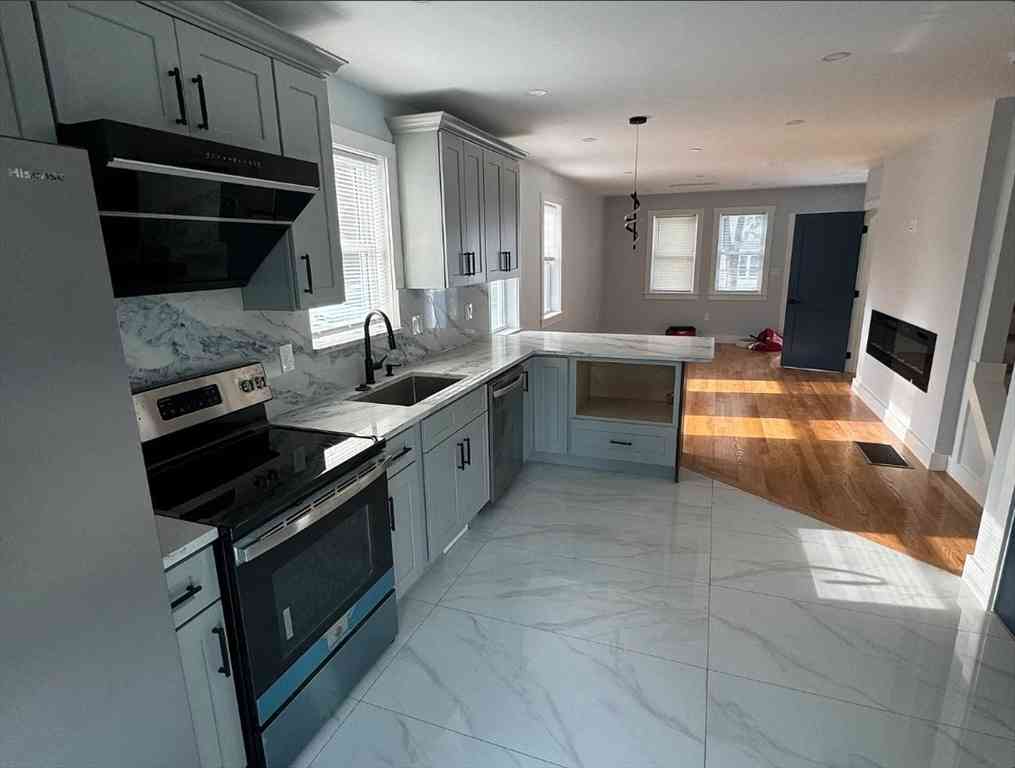 Homes For Rent - 18 Montclair Ave #3<br/> Quincy, MA 02171