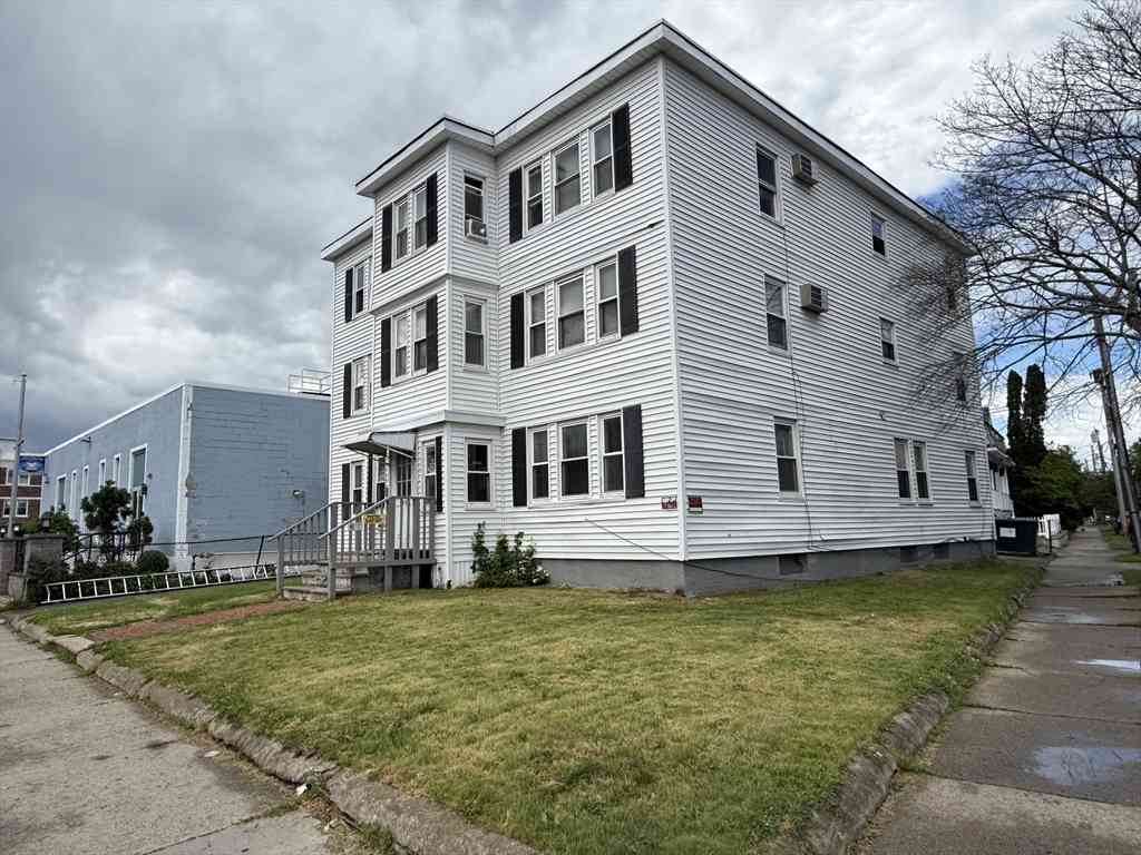 Homes For Rent - 145 N Common<br/> Lynn, MA 01905