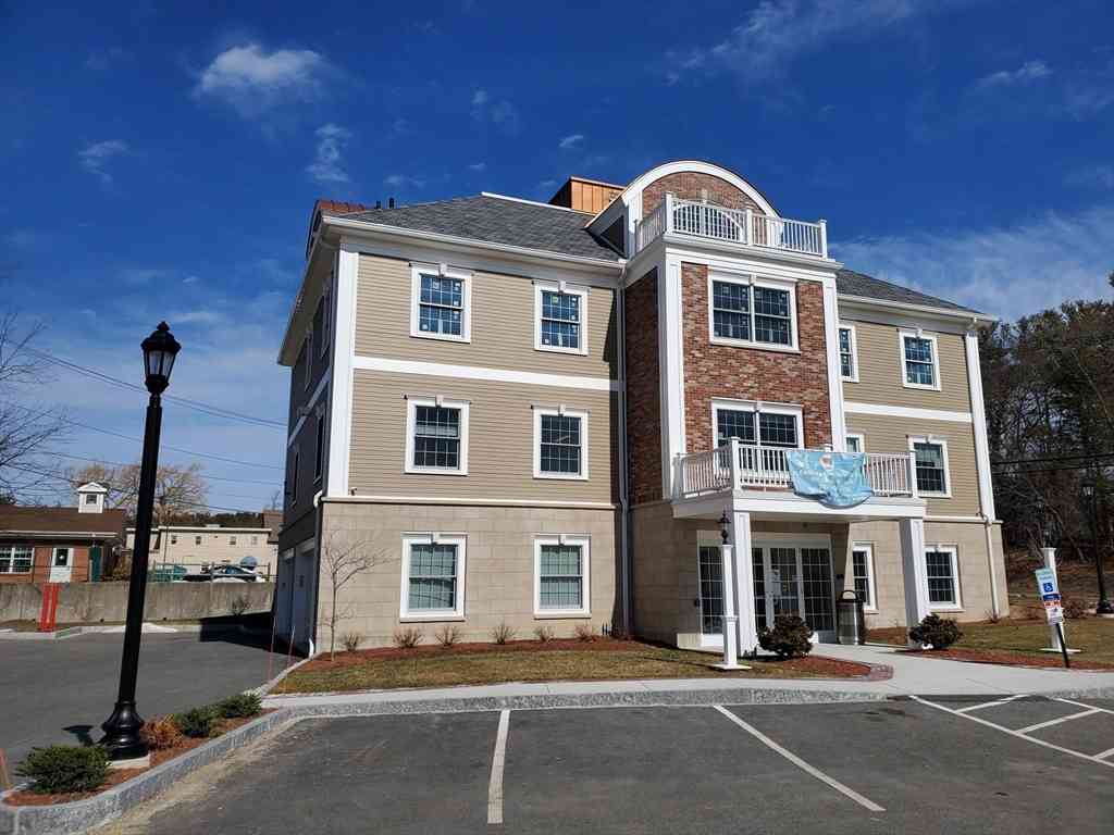 Apartment For Rent - 131 Cambridge St #A<br/> Burlington, MA 01803