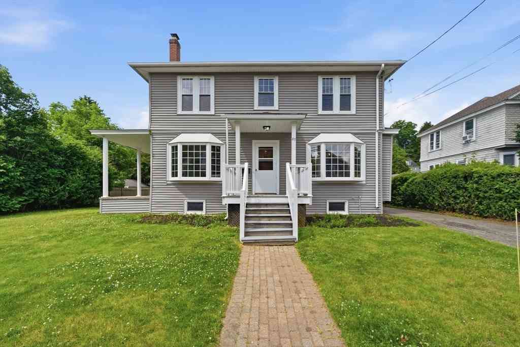 Homes For Sale - 87 Malden St<br/> Worcester, MA 01606