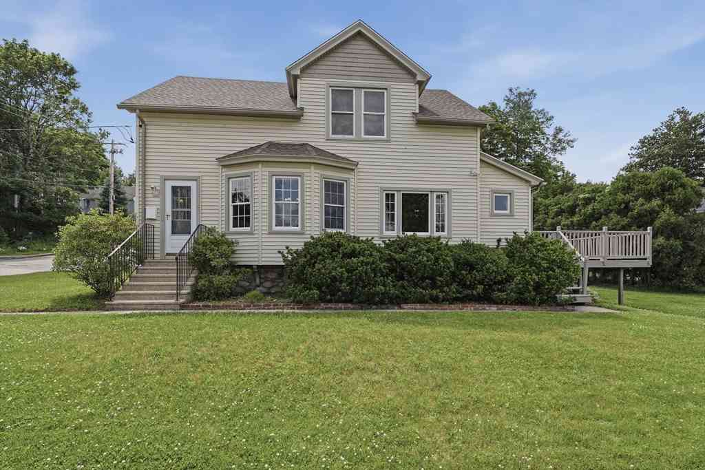 Homes For Sale - 4 Drummond Avenue<br/> Worcester, MA 01605