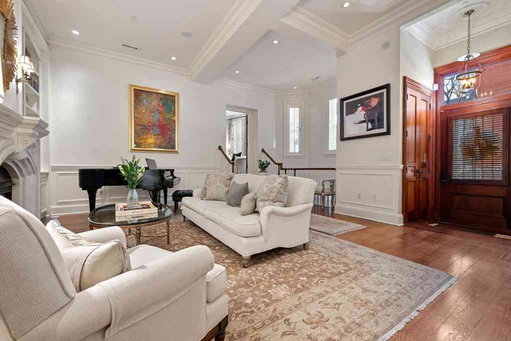 Homes For Sale - 50 Beacon Street #50<br/> Boston, MA 02108