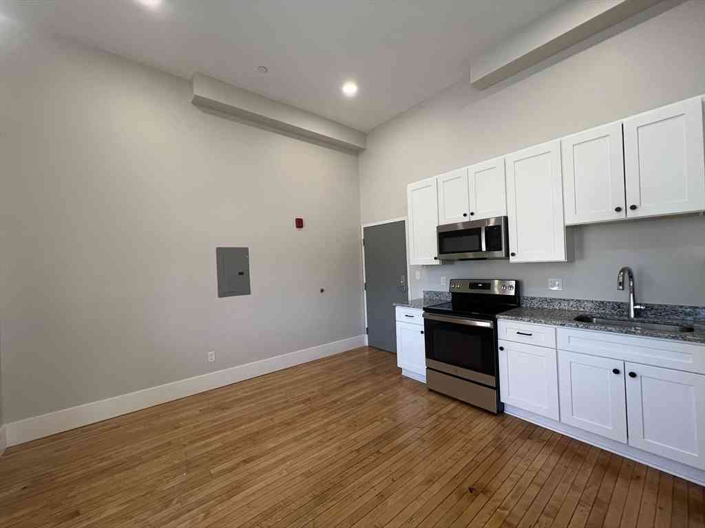 Apartment For Rent - 34 St. Joseph Street #14<br/> Fall River, MA 02723