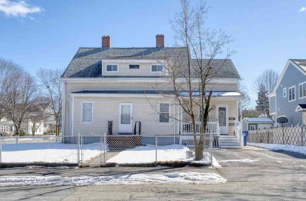 Multifamily For Rent - 133 Waban<br/> Middlesex County, Newton, MA 02458
