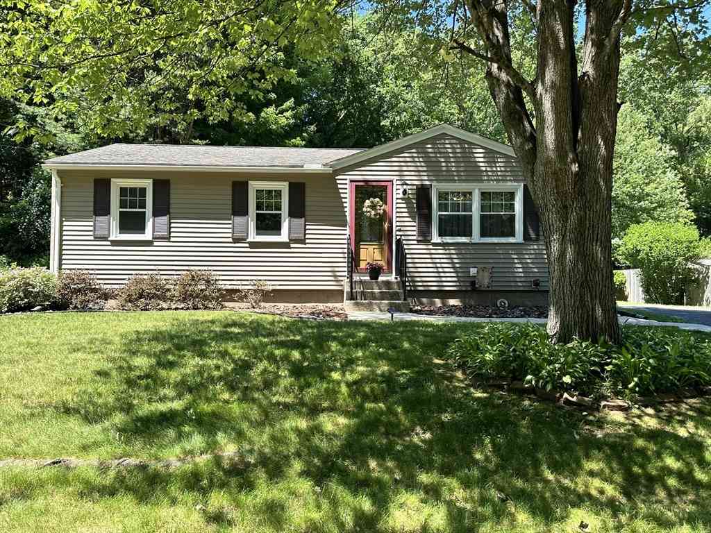 Homes For Sale - 170 Treetop Ave<br/> Springfield, MA 01118