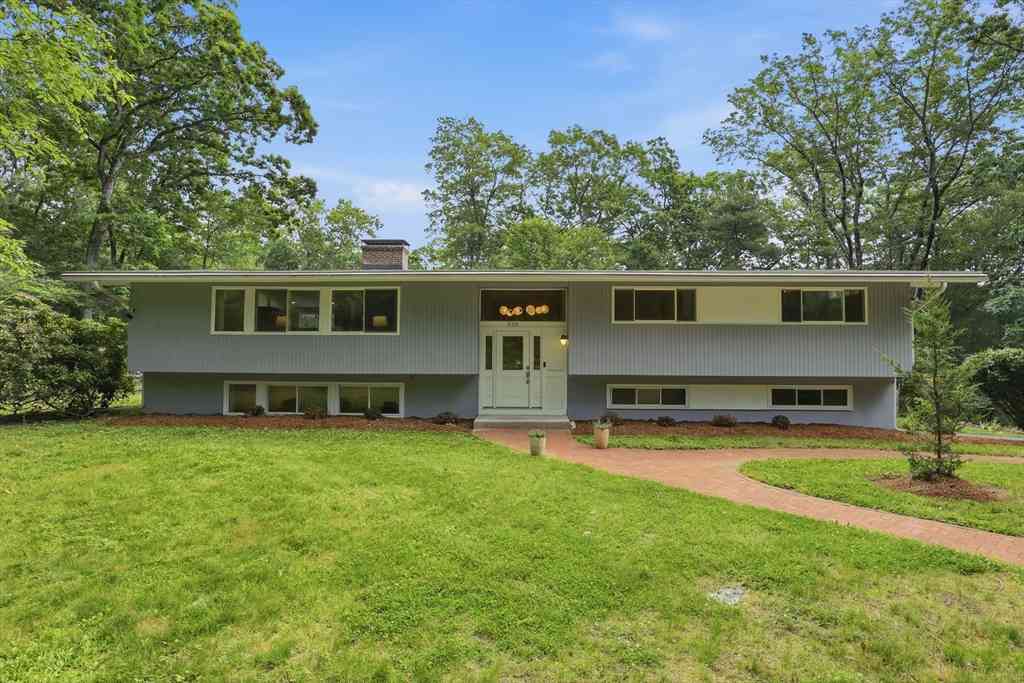 Homes For Sale - 430 Heald Rd<br/> Carlisle, MA 01741