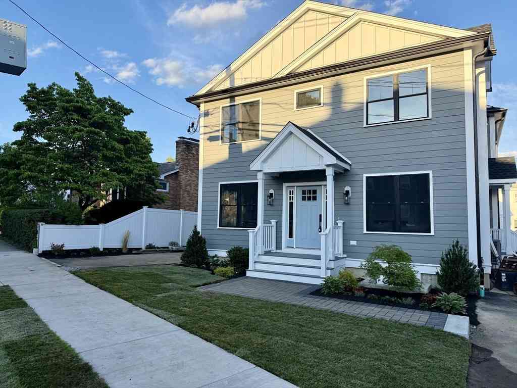 Condo For Sale - 197 Lexington St #197<br/> Watertown, MA 02472