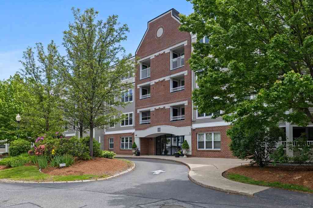 Condo For Rent - 318 Rindge Ave #406<br/> Cambridge, MA 02140