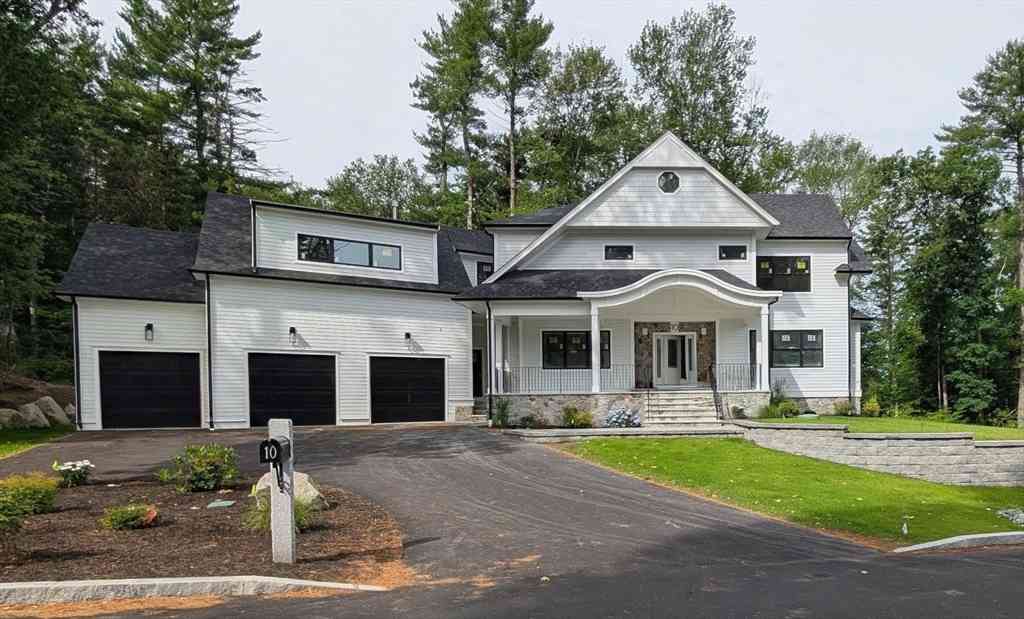 Homes For Sale - 10 Union Lane<br/> Canton, MA 02021