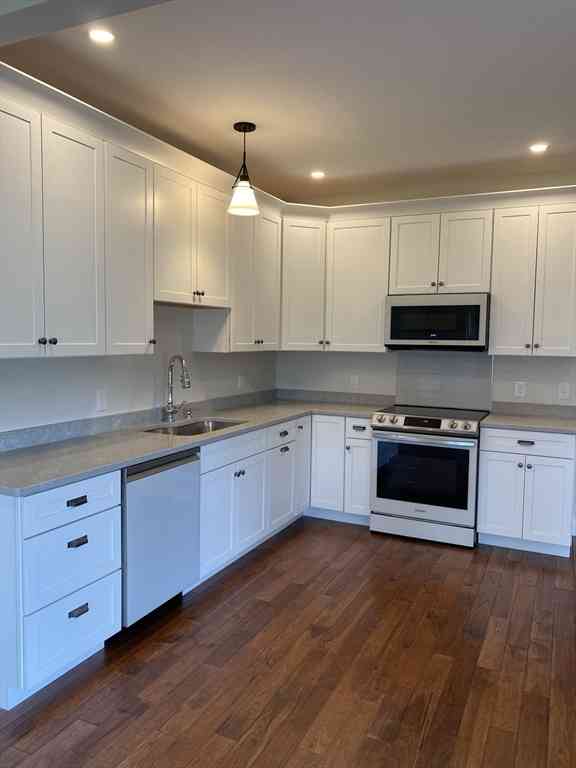 Apartment For Rent - 113 Still River Road #1<br/> Worcester County, Bolton, MA 01740