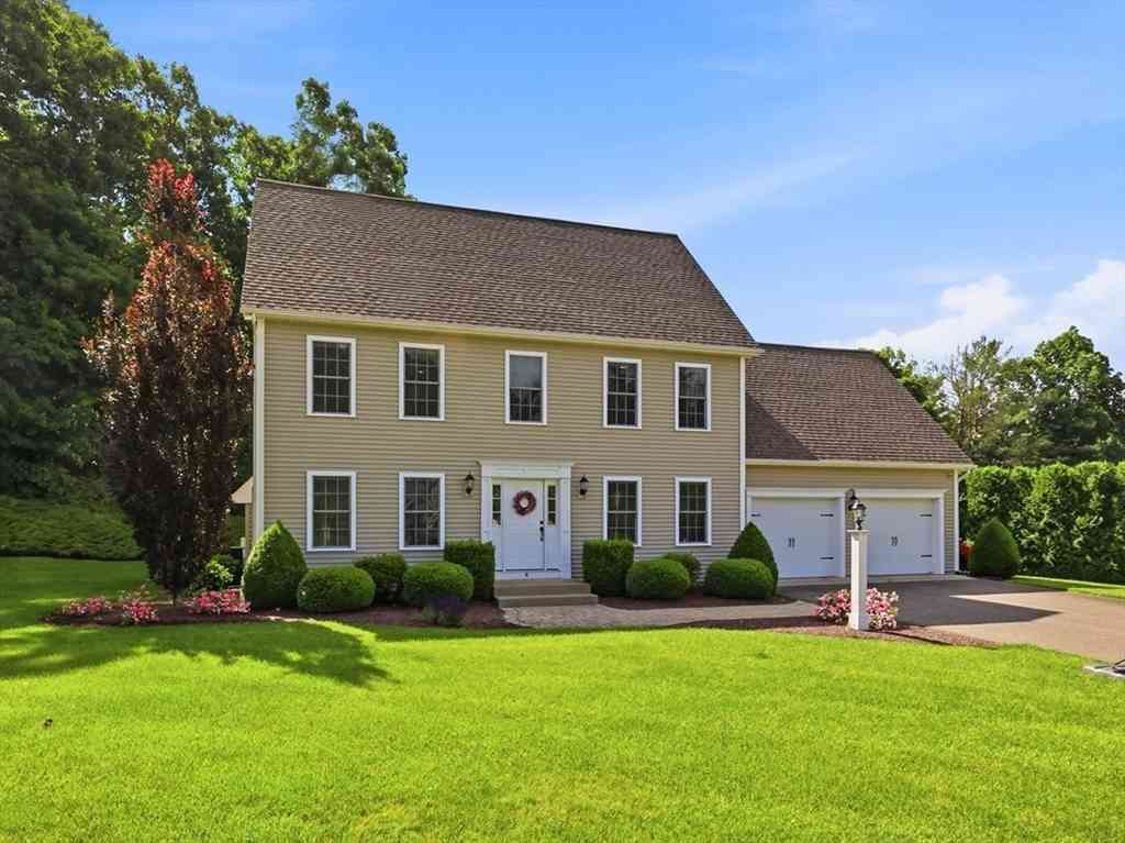 Homes For Sale - 4 N Hills Ln<br/> Wilbraham, MA 01095