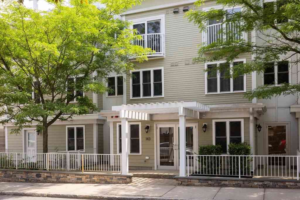 Condo For Sale - 143 Cedar Street #6<br/> Somerville, MA 02144