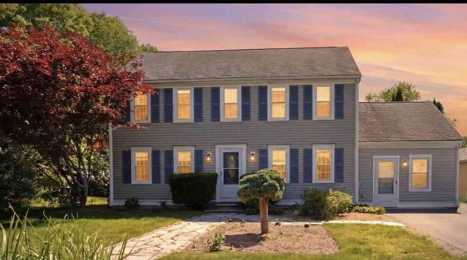 Homes For Sale - 30 Sheffield Place<br/> Mashpee, MA 02649