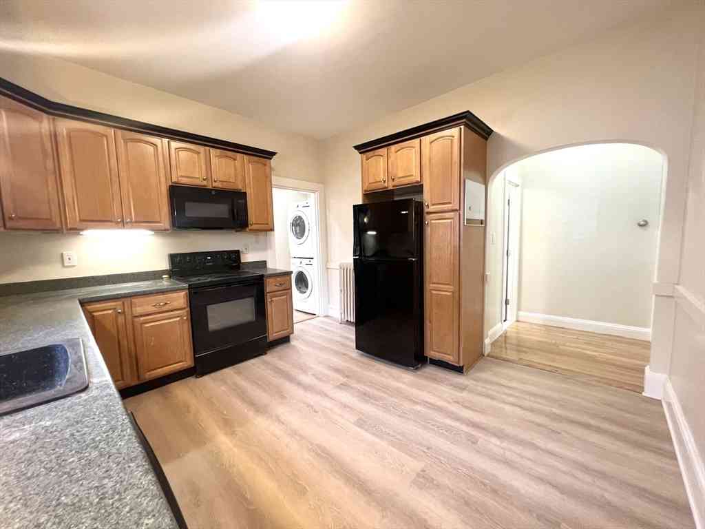 Apartment For Rent - 11 Jenison St. #1<br/> Newton, MA 02460