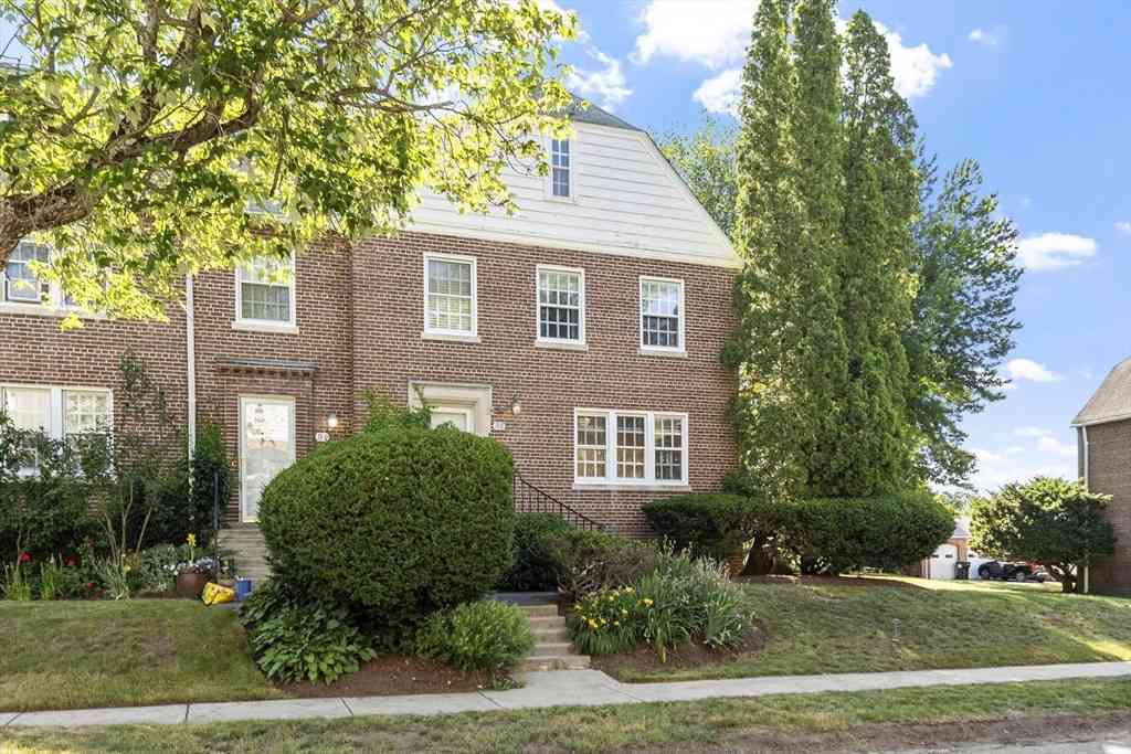Condo For Sale - 18 Bates St #E<br/> Devens, MA 01434