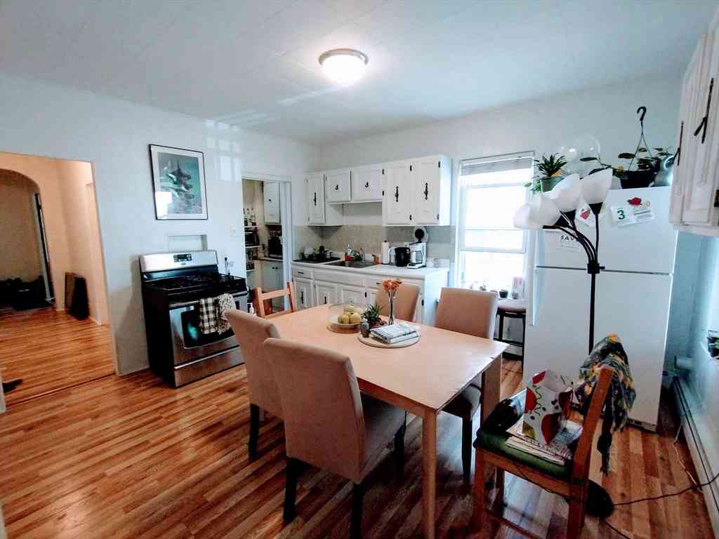 Apartment For Rent - 10 Hardwick #2<br/> Cambridge, MA 02141