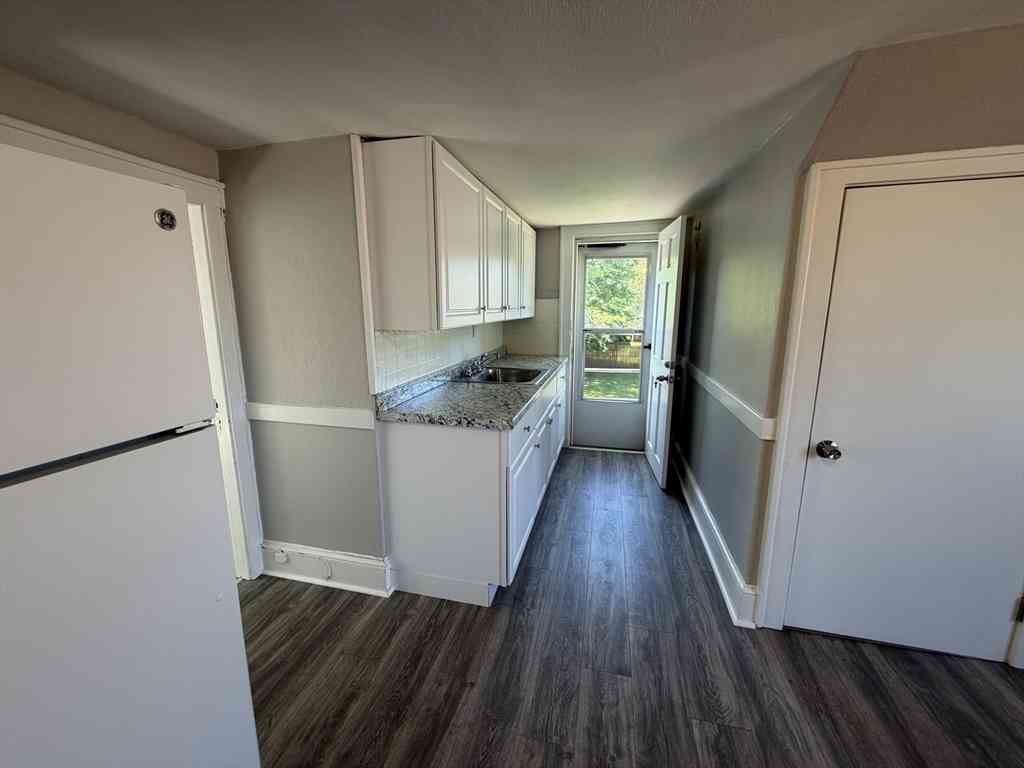 Apartment For Rent - 636 Mckinstry Ave #2<br/> Hampden County, Chicopee, MA 01020