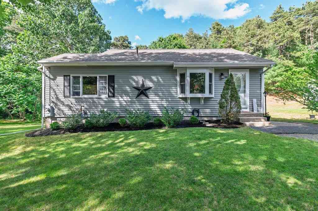 Homes For Sale - 39 Esta Road<br/> Plymouth, MA 02360