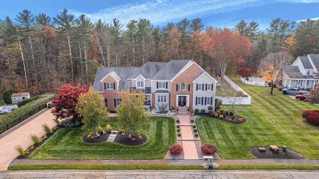 Homes For Sale - 394 Mohawk Rd<br/> Raynham, MA 02767